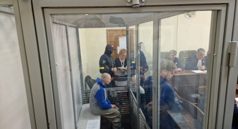 Військовий РФ, обвинувачений у вбивстві жителя Сумської області, у суді визнав свою провину та готовий давати свідчення