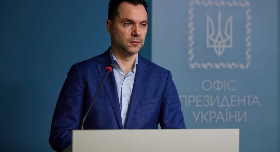 Арестович підтвердив втрату контролю над Лиманом