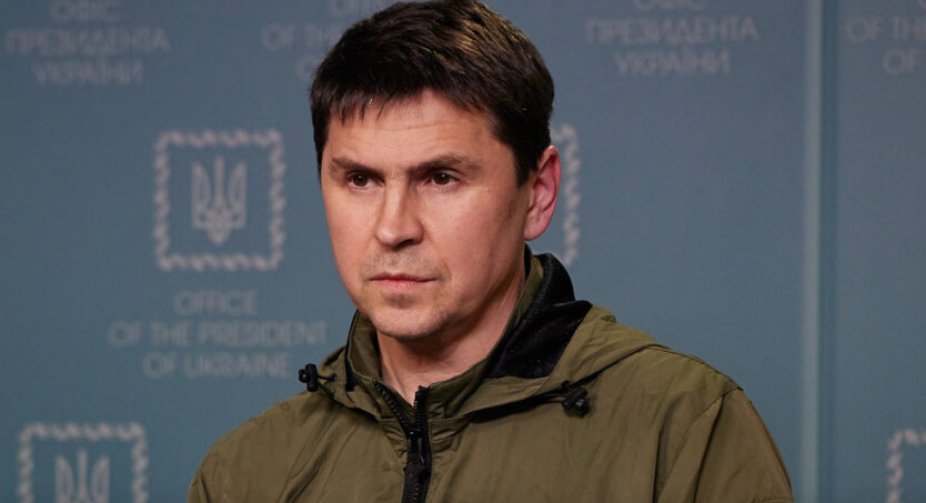 Подоляк дорікнув західним політикам, які відмовилися допомагати Україні зброєю