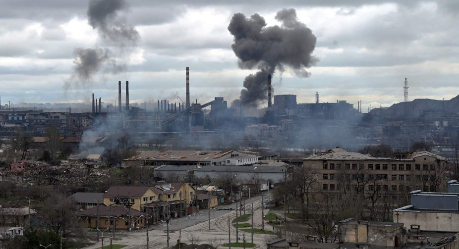 Азовсталь №2? На заводі у Сєверодонецьку ховається 800 осіб