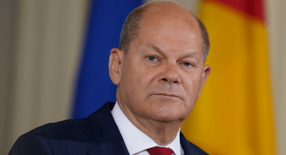 Шольц про кандидатський статус України: спробуємо отримати 27 "так" на саміті ЄС