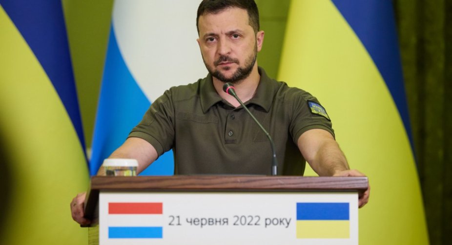 Україна працює над поверненням захисників Маріуполя – Зеленський