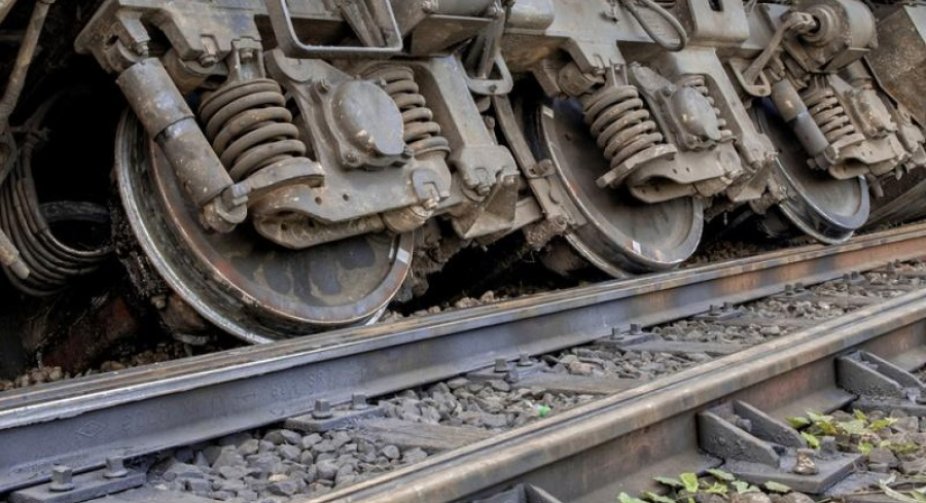 15 Ukrainian grain cars derailed in Romania   