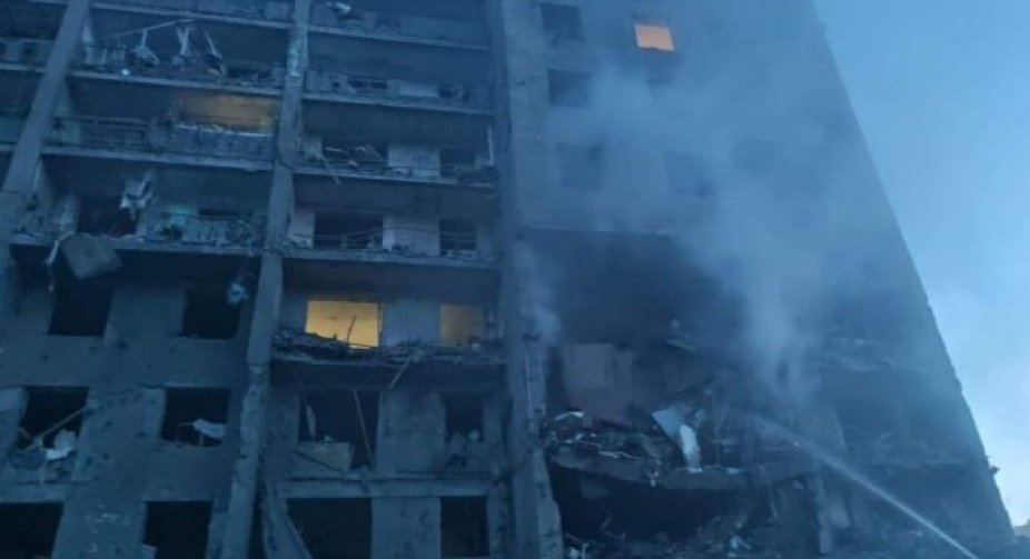 Обстріли Одещини: в багатоповерхівці загинуло 18 осіб, на базі відпочинку загинуло троє  