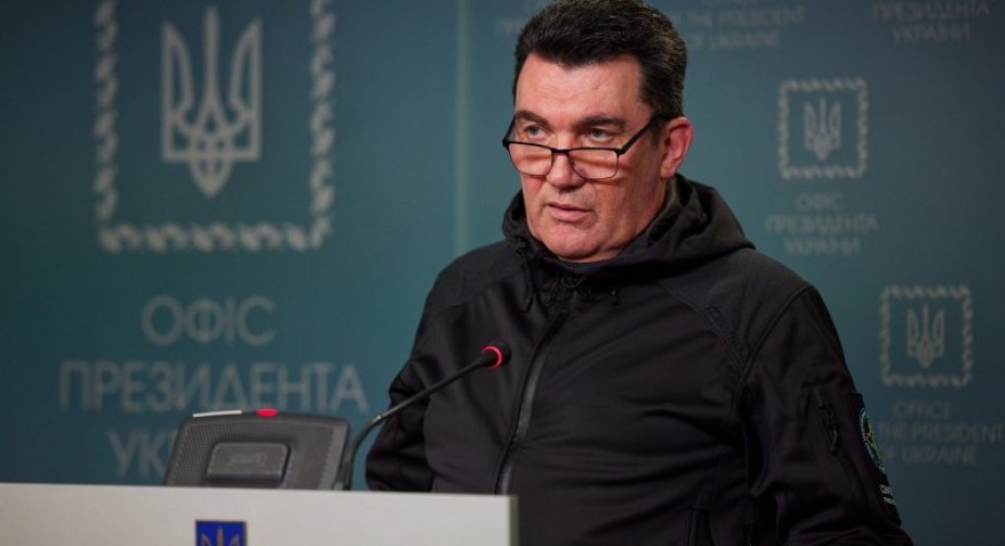 Данилов спростував чутки про конфлікт Зеленського та Залужного