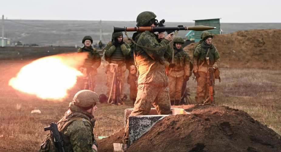 В Генштабі ЗСУ повідомляють про знищення вже близько 37 570 окупантів та однієї ворожої артилерійської системи
