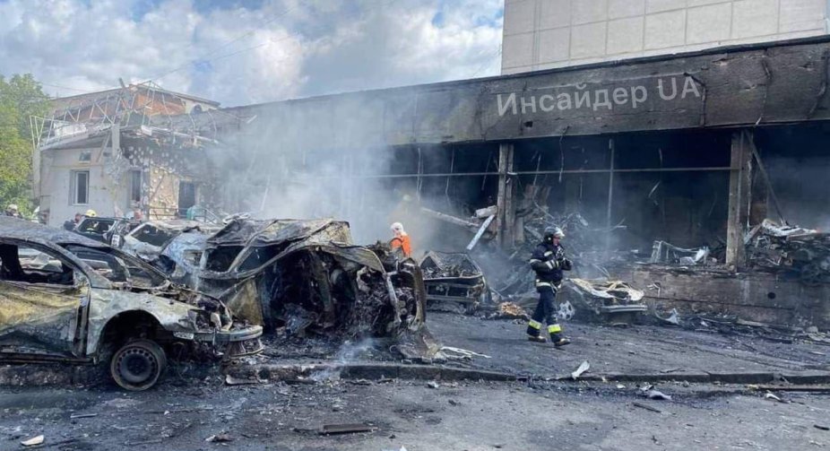 Ракетний удар по Вінниці: кількість загиблих зросла до 20, серед них троє дітей