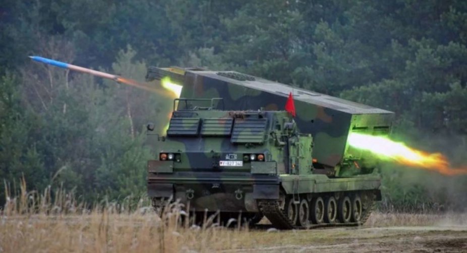 Україна отримала перші далекобійні системи M270