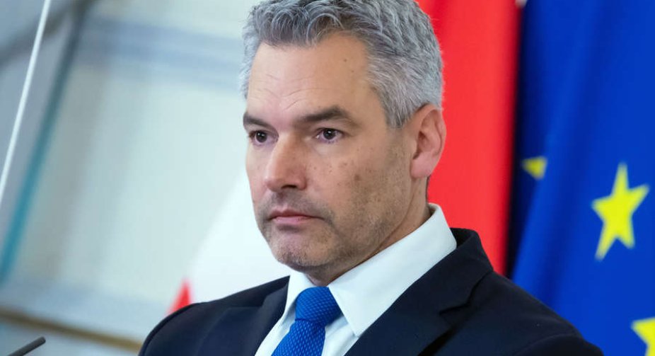 Канцлер Австрії виступив проти ембарго на російський газ