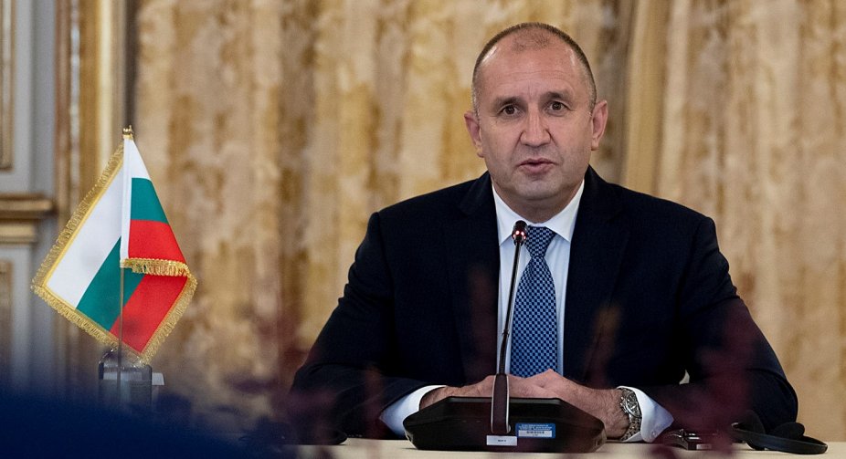 Президент Болгарії – перехідному урядові: не втягніть країну у війну