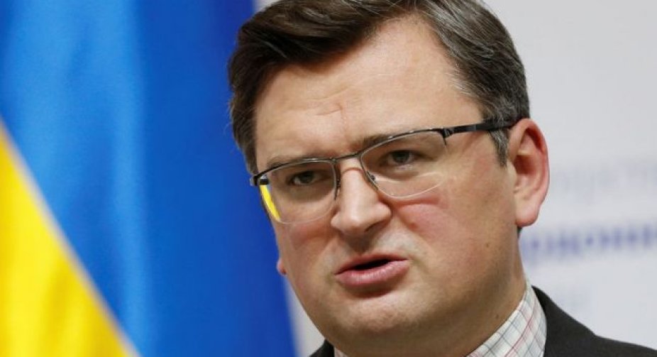 Кулеба закликав країни ЄС та G7 припинити видачу віз росіянам