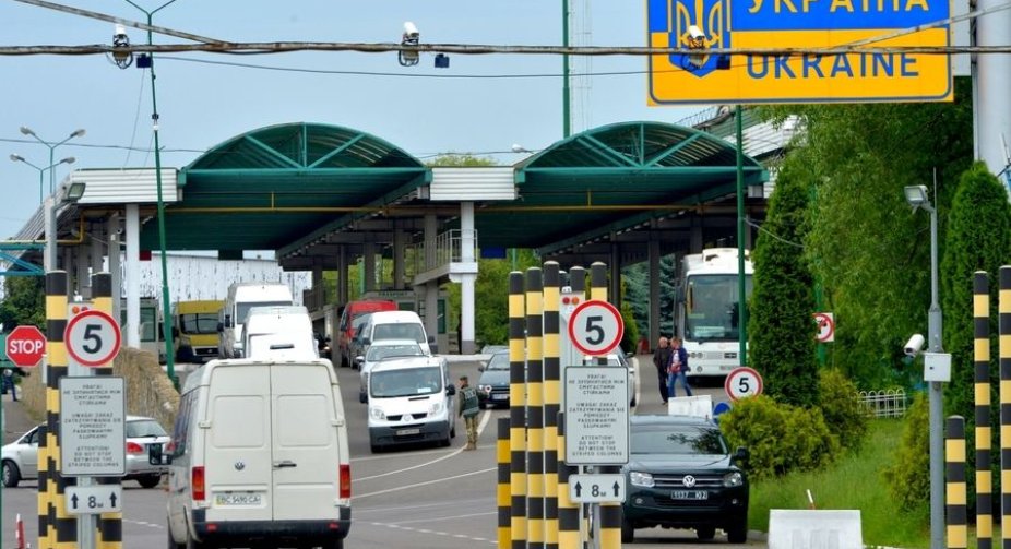 В Україні запустять електронну чергу для перетину кордону
