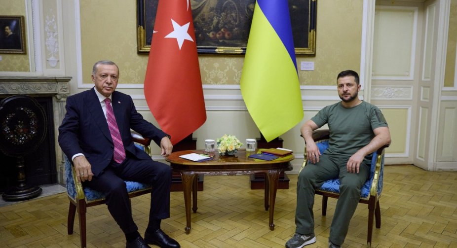 Zelenskyy discussed with Erdogan the theft of Ukrainian grain by Russia, the situation around the ZNPP and defense cooperation