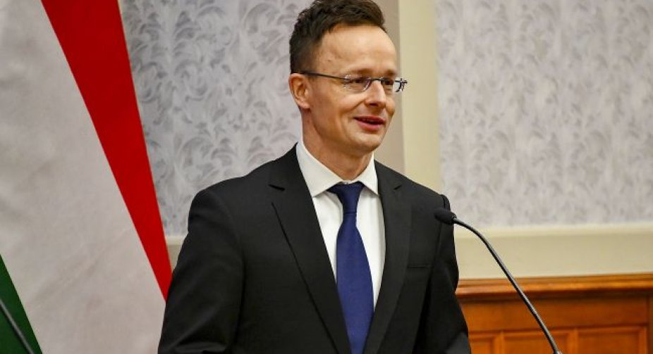 EU countries could not agree on a complete ban on issuing visas for Russians, - Sijarto