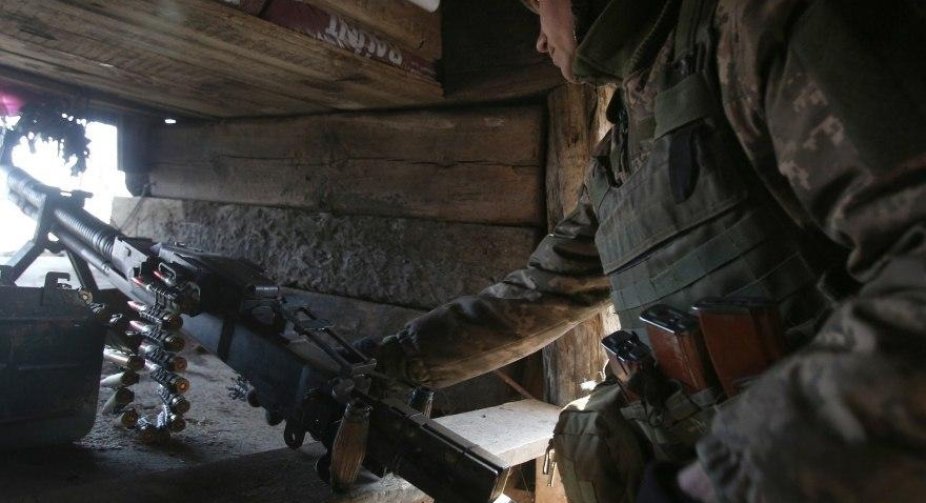 Двоє українських військовослужбовців поранено за добу на Донбасі