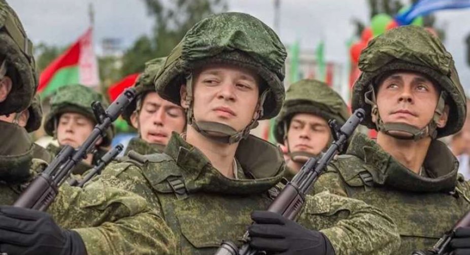 Розвідка Британії оцінила загрозу від навчань Білорусі щодо "звільнення територій"