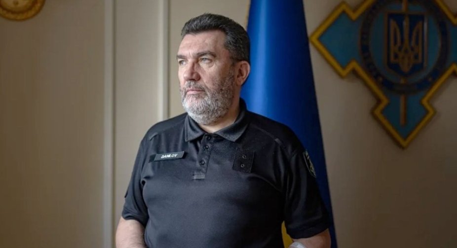Данилов порадив Медведєву "бути подумки з Північною Кореєю"
