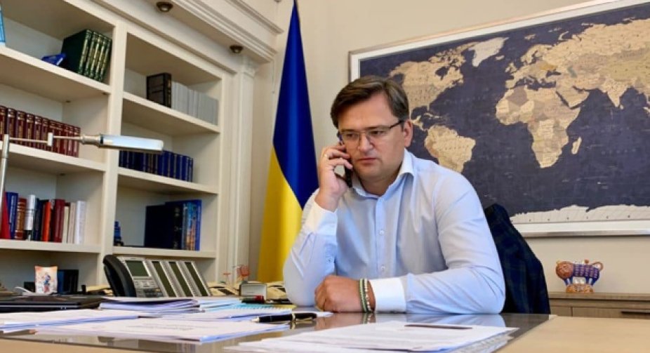 Боррель та Кулеба обговорили контрнаступ України, глава МЗС запросив зброю, санкції та фінансову допомогу
