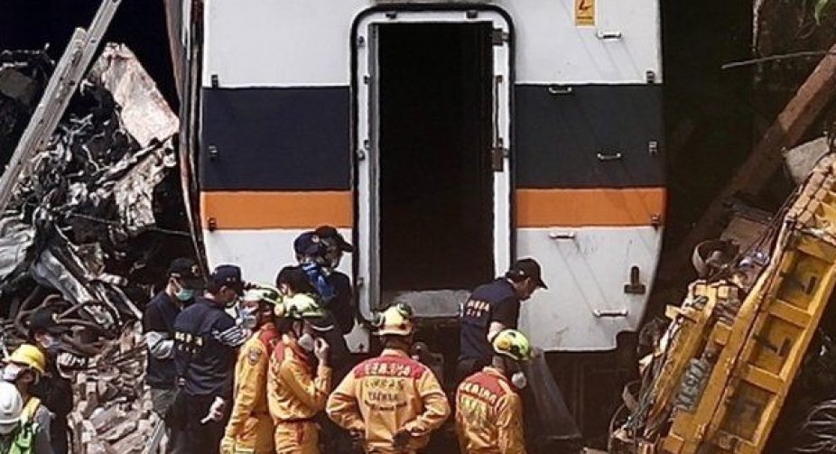 Lorry boss offers 'deep remorse' about Taiwan train crash