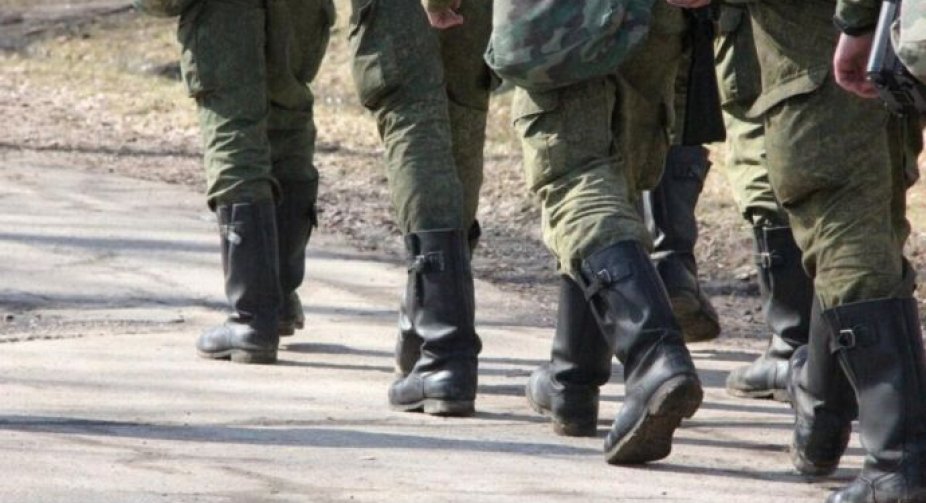 Британська розвідка: через політичний тиск РФ невдало наступає на Бахмут замість посилення флангів  