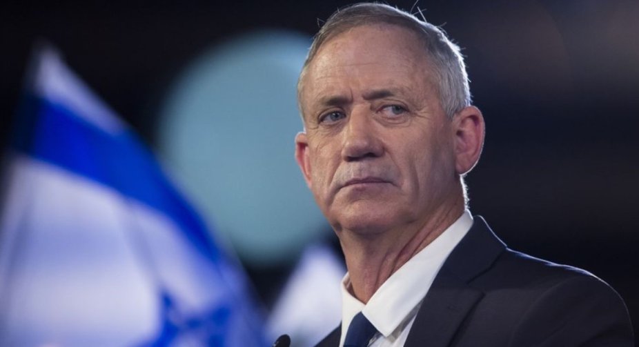 Israel will not transfer weapons or anti-aircraft missiles to Ukraine, but will help with an airstrike warning system