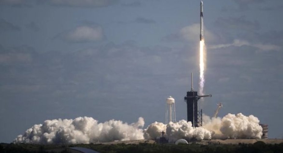 Європейське космічне агентство запустить дві місії на ракетах SpaceX