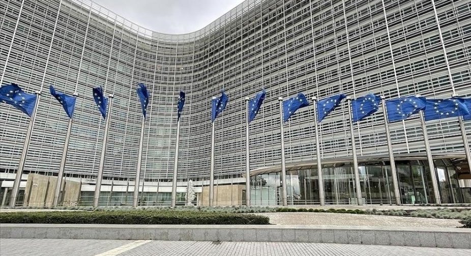 Лідери ЄС погодили заходи боротьби з енергокризою, у тому числі "динамічна" межа ціни на газ  