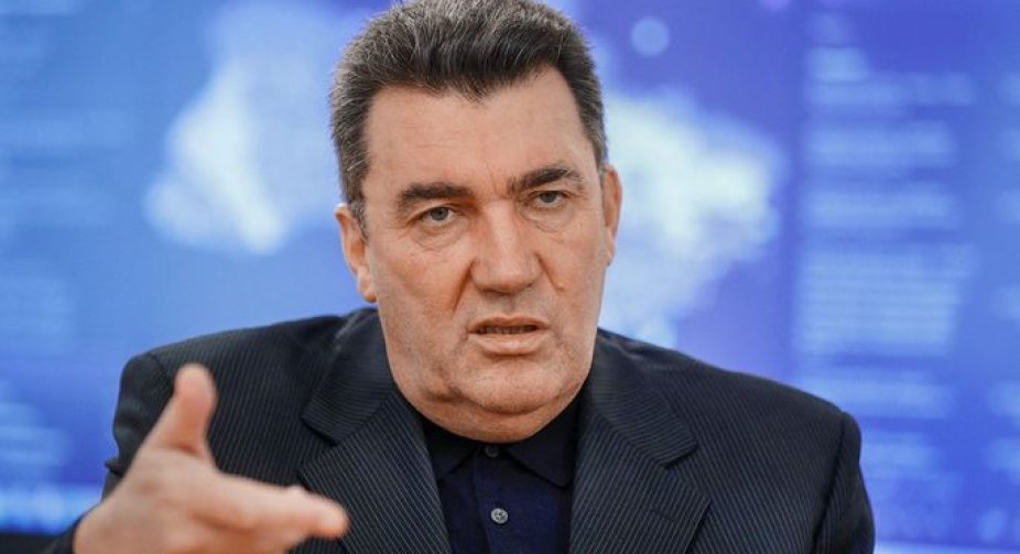 Російська мова має зникнути з української території взагалі - Данилов