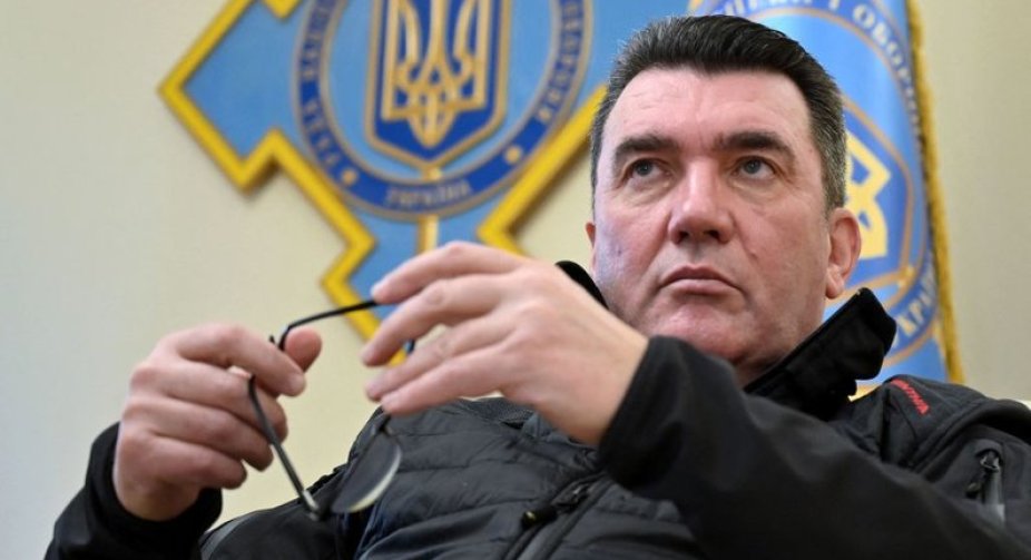 Let them give their lands to Putin - Danilov about supporters of the truce in Europe