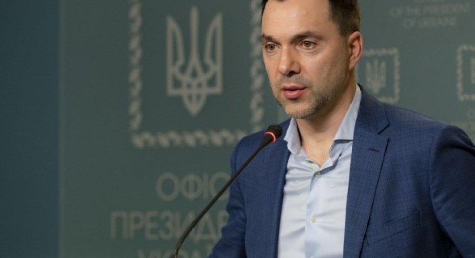 Арестович про саміт G20: Путін боїться отримати по обличчю від Зеленського  