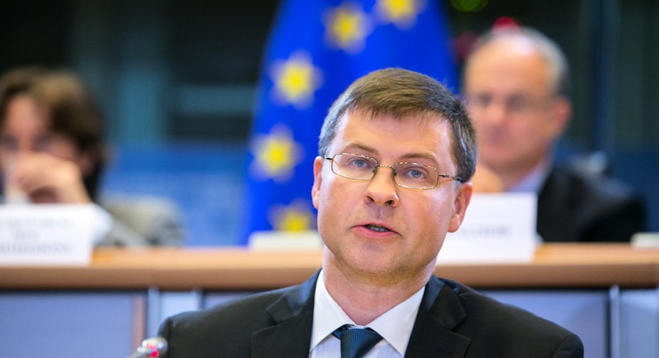 The European Commission will allocate 2.5 billion euros of macro-financial assistance to Ukraine by the end of the month
