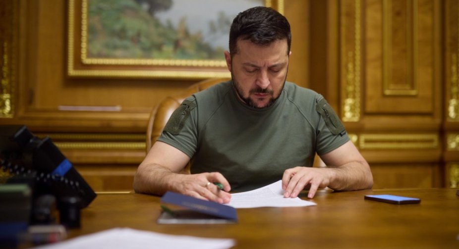 Зеленський обговорив ситуацію на полі бою з канцлером ФРН Шольцем