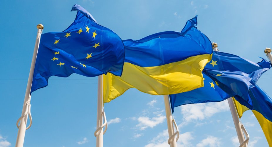 In 2023, the EU plans to allocate EUR 1.5 billion to Ukraine every month - the European Commissioner