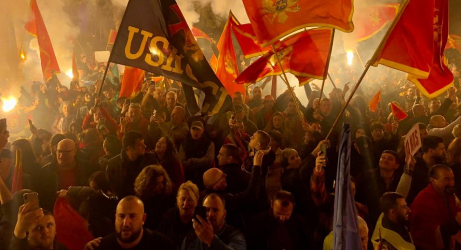 Thousands of demonstrators came out for early elections in Montenegro