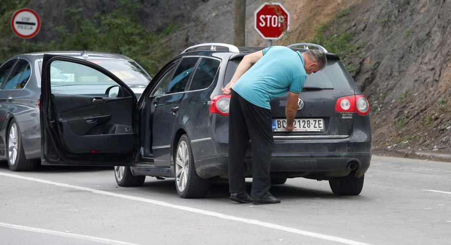Kosovo and Serbia agreed on car numbers
