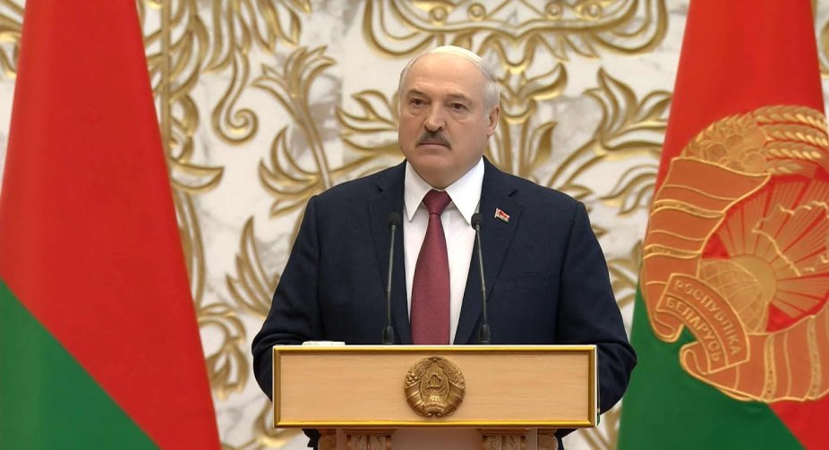 Лукашенко: Армія Білорусі у війні не братиме участі   