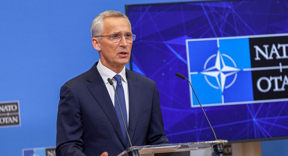 Попередньою умовою розгляду питання членства України в НАТО є її перемога над РФ – Столтенберг