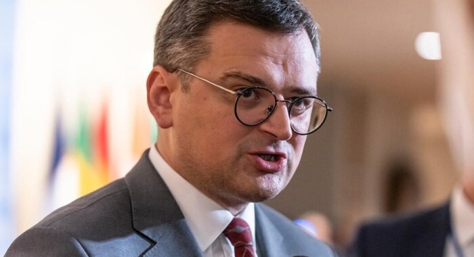 Два українські посольства отримали листи з "дуже конкретними погрозами" - Кулеба