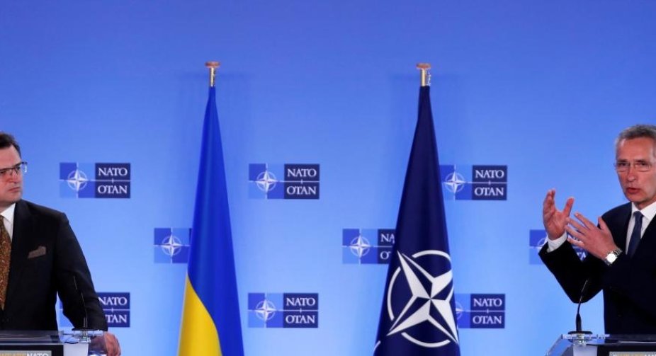 Генсек НАТО закликав РФ припинити нарощування військ біля кордонів України