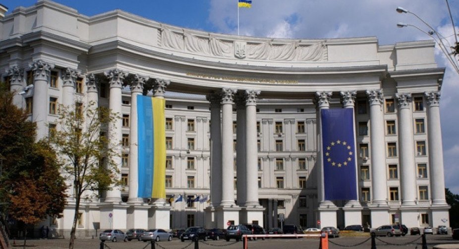 Зафіксовано 31 випадок погроз українським дипломатам у 15 країнах