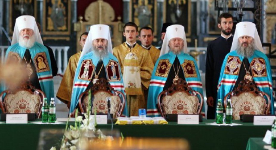 РНБО ввела санкції проти ще 7 представників УПЦ МП