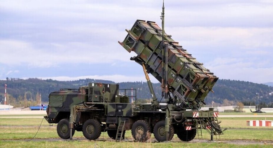 Ukrainian military to begin training with Patriot system next week - CNN