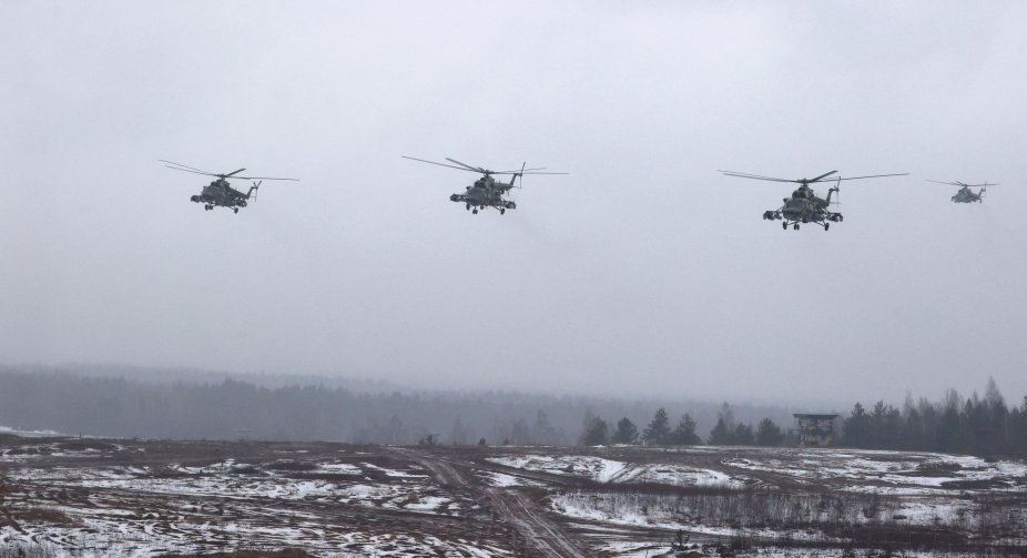 Розвідка Британії оцінила загрозу нового розгортання авіації РФ у Білорусі