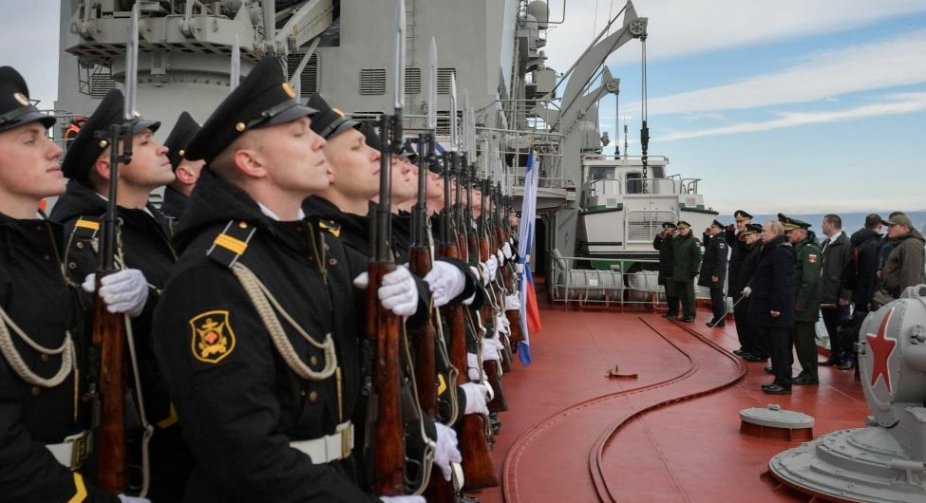 У Чорне море зайшли 15 військових кораблів РФ