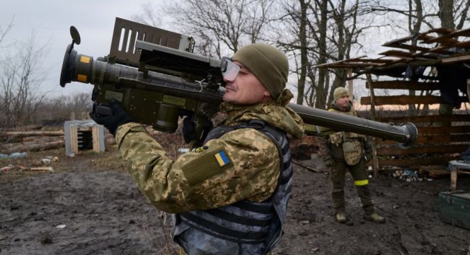 РФ намагається наступати на Донбасі, а ЗСУ збили ворожий Су-25, - Генштаб