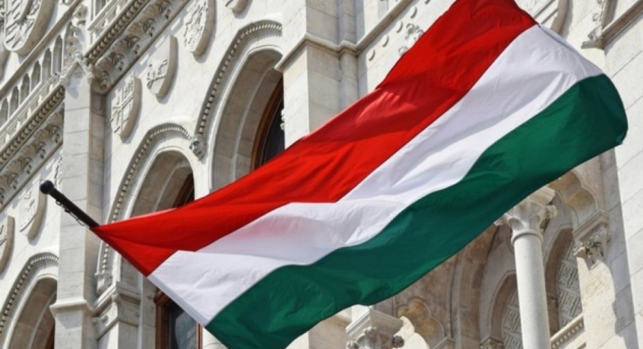 Угорщина вимагає виключити 9 осіб, серед яких олігархи РФ, із списку санкцій ЄС – ЗМІ
