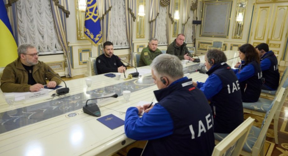 Zelenskyi and Grossi discussed safety at Ukrainian nuclear power plants
