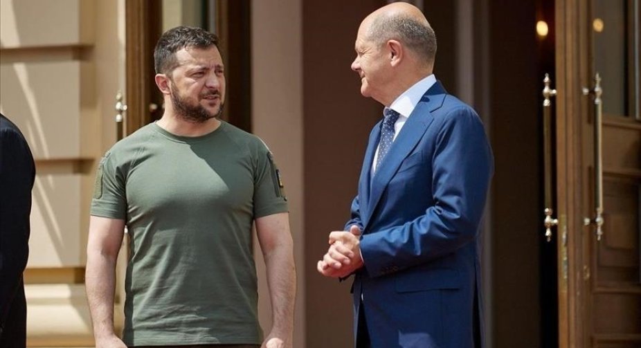 Scholz spoke with Zelenskyі after the decision to transfer the Leopard 2