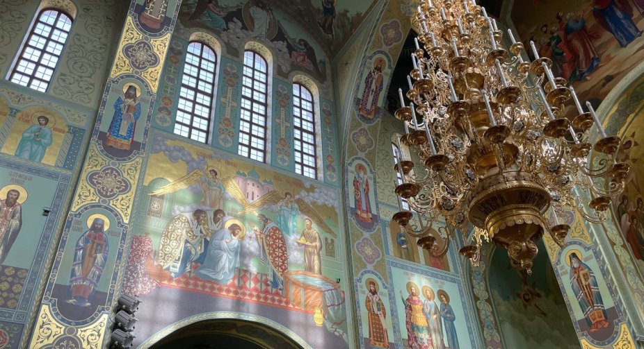 Напад на дві церкви в Іспанії: один священик загинув, четверо людей поранено