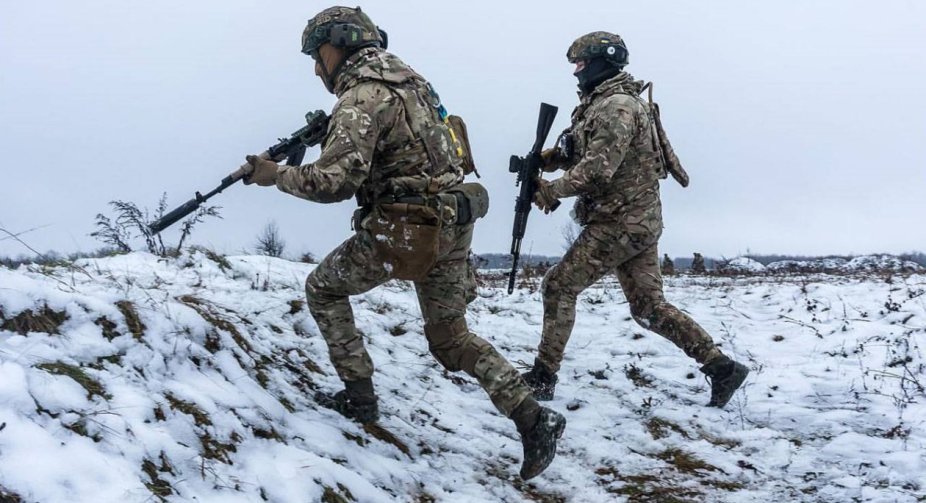 РФ обстрілює Україну з авіації, а ЗСУ атакували позиції особового складу росіян – Генштаб